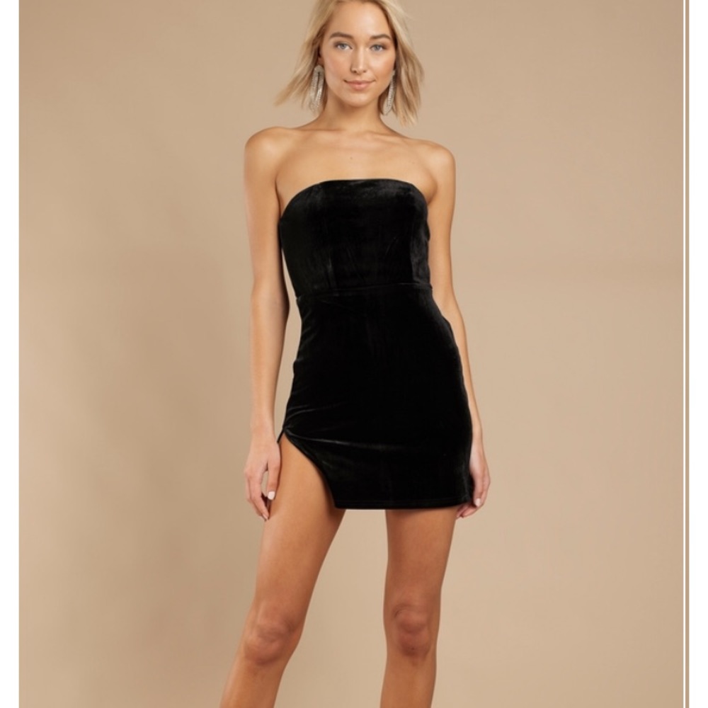 Strapless Black Velvet Dress